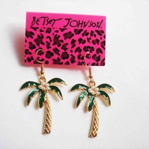 NWT BETSEY JOHNSON PALM TREE EARRINGS